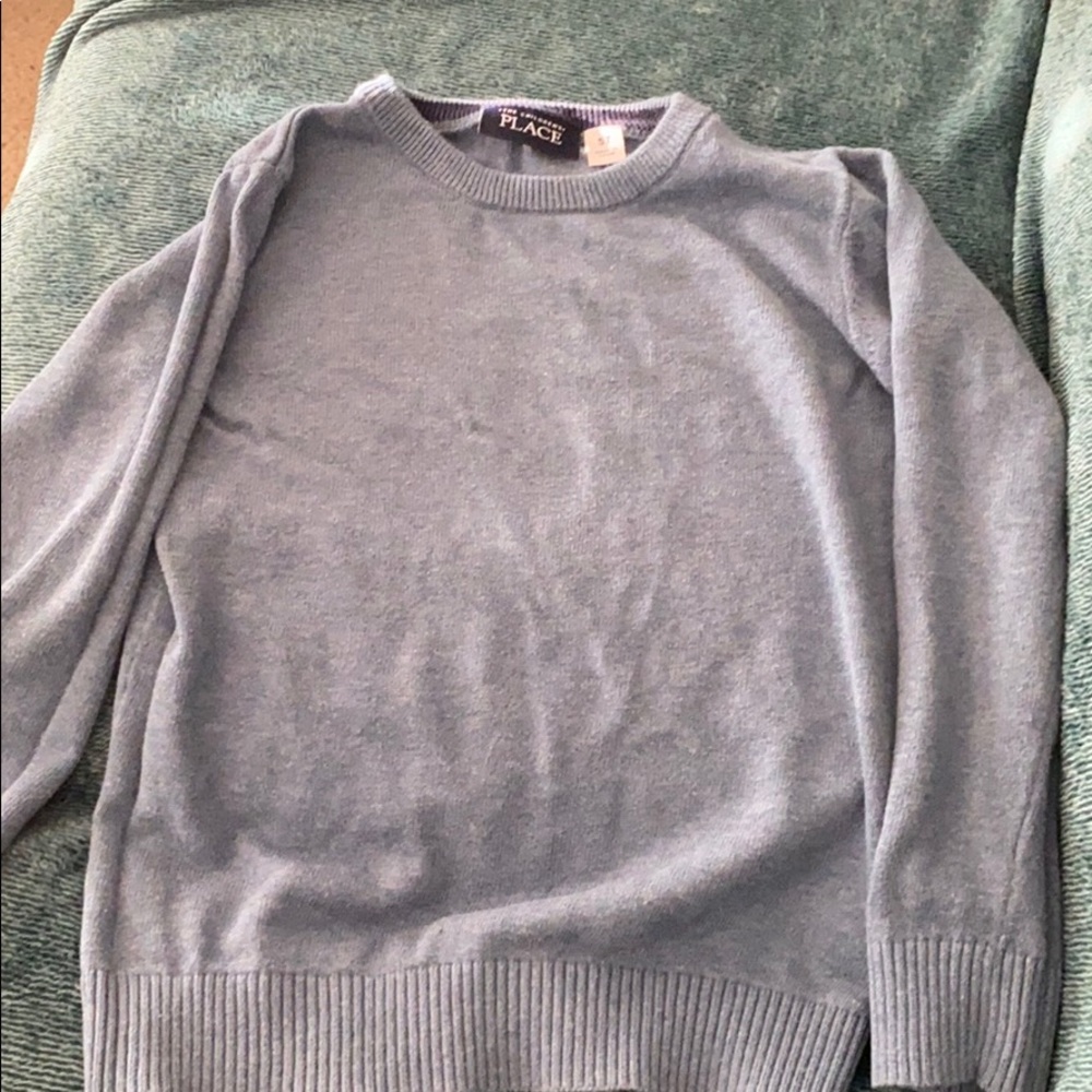 Boys size 5t sweater shirt